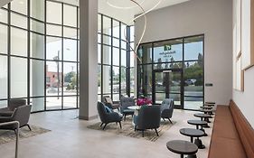 Holiday Inn & Suites Monterey Park - Los Angeles By Ihg